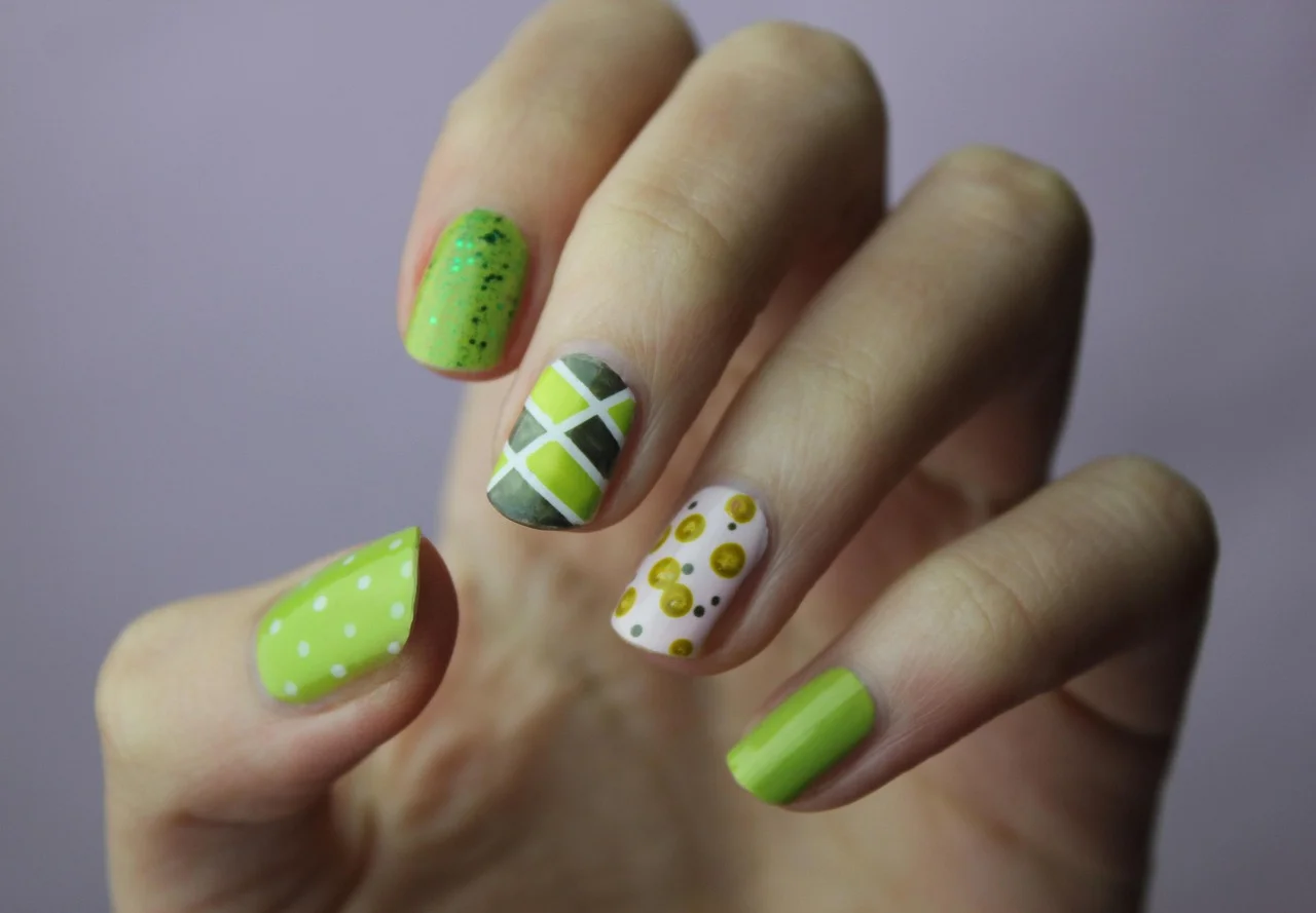 Transform Your Look with Stunning Nail Polish Trends